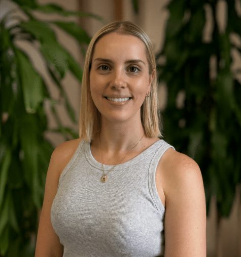 Dr Lucy Holden